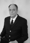 อาจารย์ Kenneth Ray Wingate :