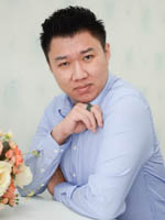 อาจารย์ ดร. พรอนันต์ เอี่ยมขจรชัย :